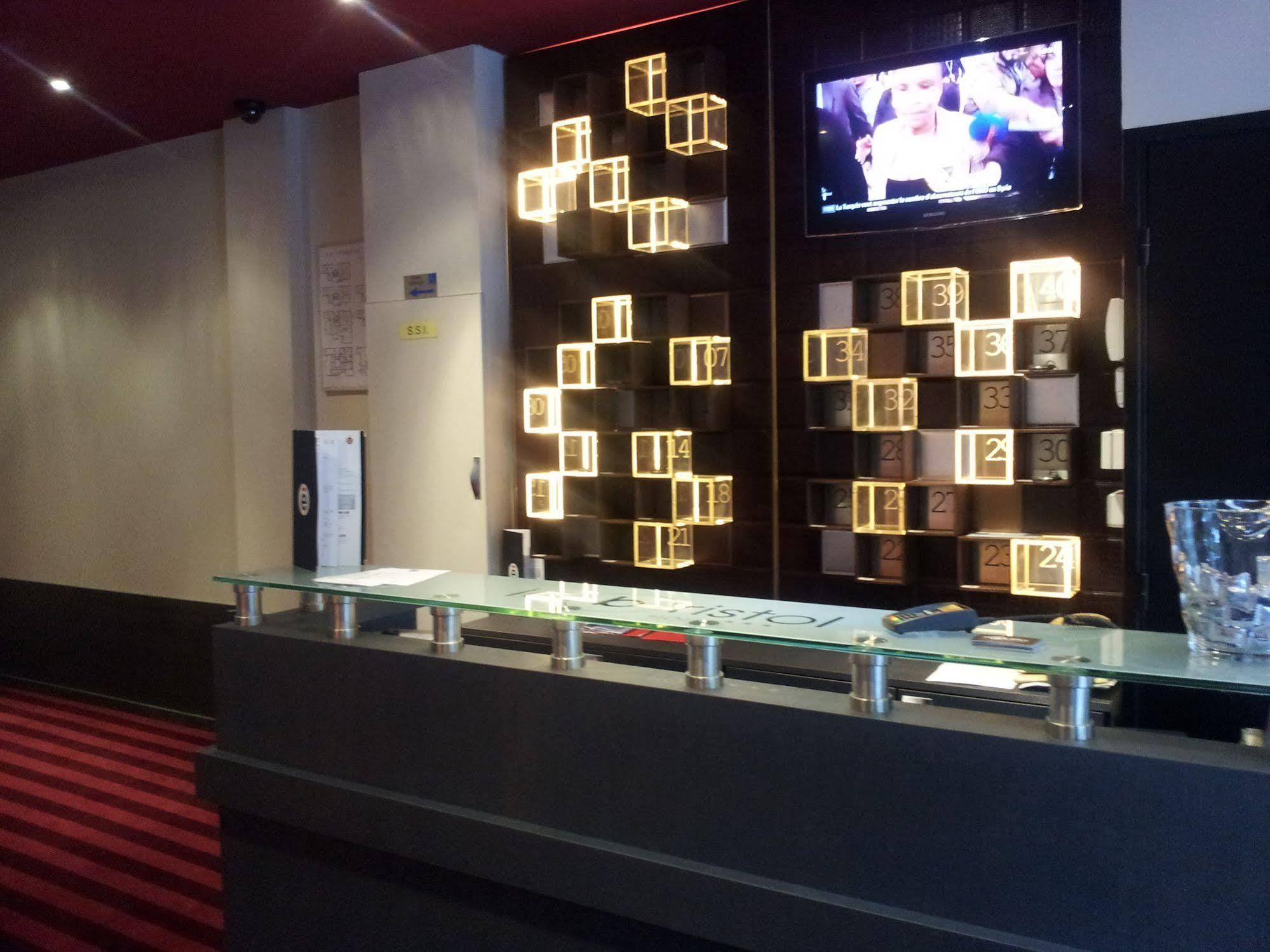 Hotel Bristol 兰斯 外观 照片